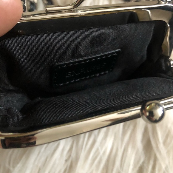 Express Womens Bag - Picture 4 of 4